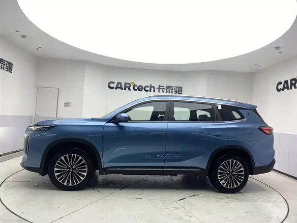 2025 Chery Tiggo 8 I Рестайлинг 2, синий, 1780000 рублей - вид 3