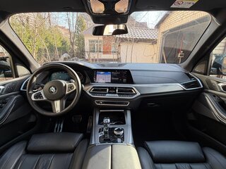 2019 BMW X5 M50d IV (G05/G18), чёрный, 7800000 рублей, вид 4