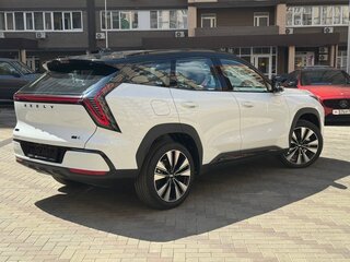 2026 Geely Atlas II, белый, 3099000 рублей, вид 2