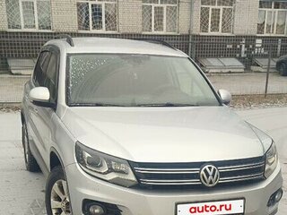2012 Volkswagen Tiguan I Рестайлинг, серебристый, 1350000 рублей, вид 2