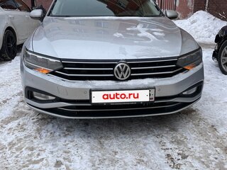 2020 Volkswagen Passat B8 Рестайлинг, серебристый, 1800000 рублей, вид 3