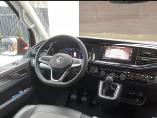 2019 Volkswagen Multivan T6 Рестайлинг, красный, 6500000 рублей, вид 4