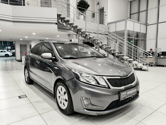 2012 Kia Rio 5-speed III, серый, 380000 рублей - вид 2