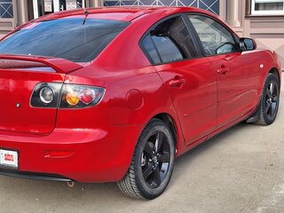 2005 Mazda 3 I (BK), красный, 550000 рублей, вид 3