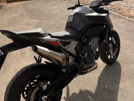 2019 KTM 790 Duke, серый, 700000 рублей, вид 4