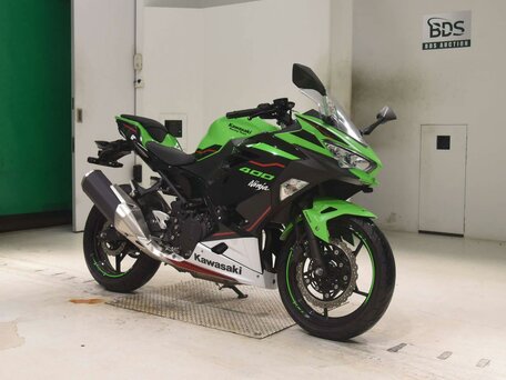 2021 Kawasaki Ninja 400, зелёный, 699000 рублей, вид 3