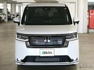 2022 Honda Stepwgn Spada VI, белый, 1750000 рублей, вид 2