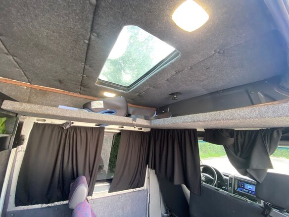 2010 Mercedes-Benz Sprinter, серебристый, 1650000 рублей - вид 19