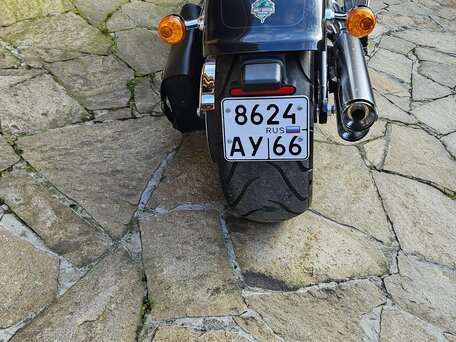 2018 Harley-Davidson Fat Boy, чёрный, 3000000 рублей, вид 4