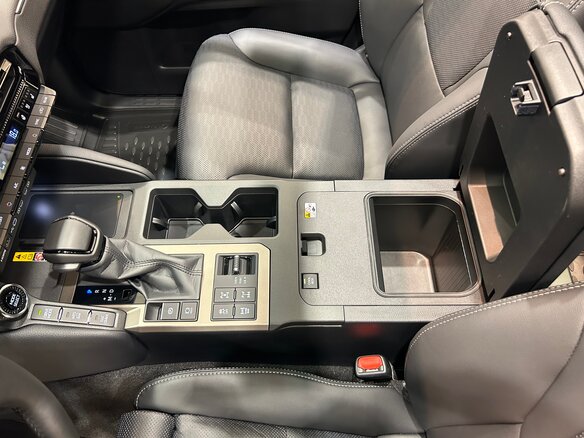 2026 Toyota Land Cruiser Prado 250 Series, белый, 12490000 рублей - вид 11