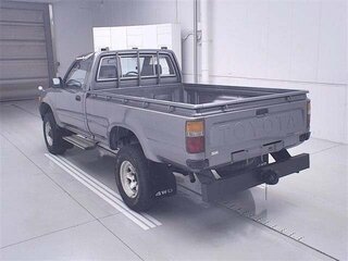 1995 Toyota Hilux V, серебристый, 1100404 рублей, вид 2