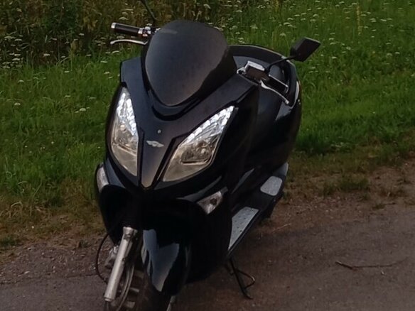 2013 Nexus Roar, чёрный, 130000 рублей