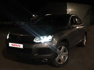 2010 Volkswagen Touareg II, серый, 1900000 рублей, вид 2