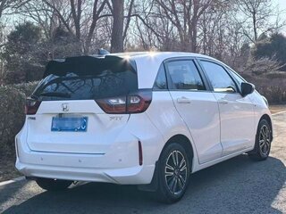 2023 Honda Fit IV Рестайлинг, белый, 1180000 рублей, вид 5