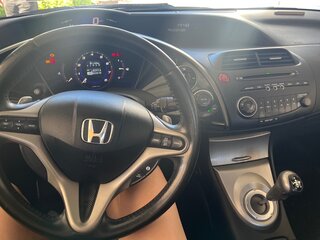 2008 Honda Civic VIII, чёрный, 680000 рублей, вид 4