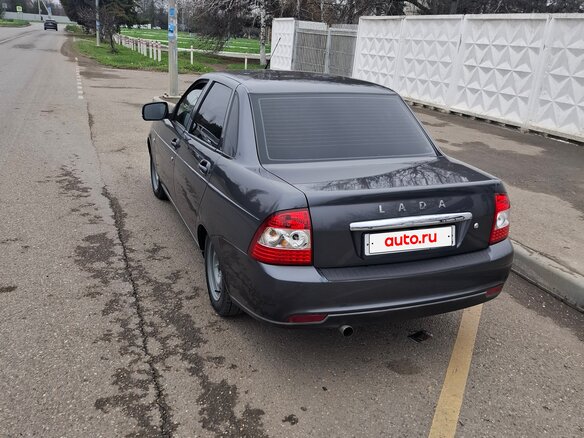 2014 Lada (ВАЗ) Priora I Рестайлинг, серебристый, 720000 рублей - вид 2