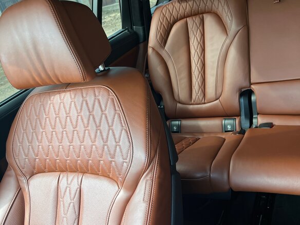 2019 BMW X7 30d I (G07), серый, 6100000 рублей - вид 17