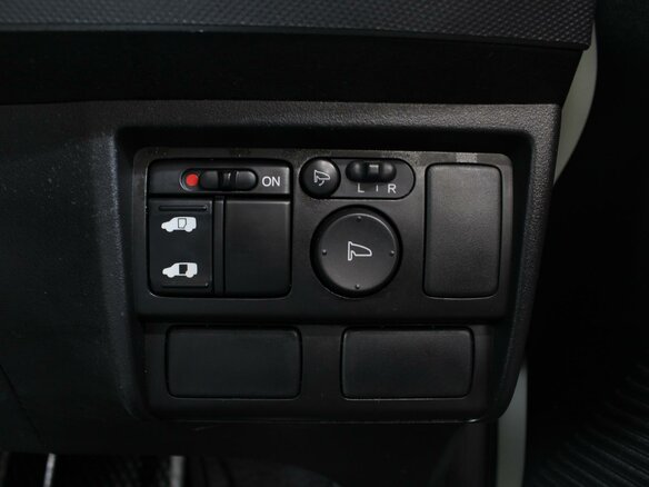 2010 Honda Freed I, белый - вид 17