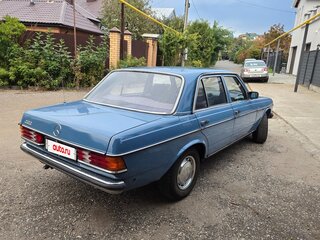 1982 Mercedes-Benz W123 200, синий, 650000 рублей, вид 2