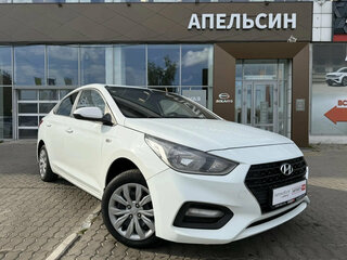 2019 Hyundai Solaris II, белый, 881096 рублей, вид 1