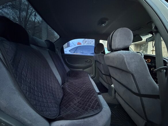 2006 Kia Spectra I Рестайлинг 2, серебристый, 210000 рублей - вид 9