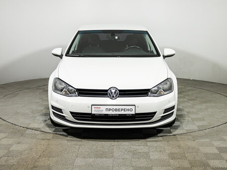 2013 Volkswagen Golf VII, белый, 1169700 рублей, вид 2