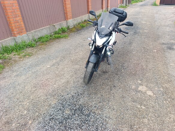 2022 Bajaj Pulsar NS 200, белый, 160000 рублей - вид 4