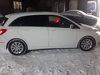 2013 Mercedes-Benz B-Класс 180 CDI II (W246), белый, 1300000 рублей, вид 2