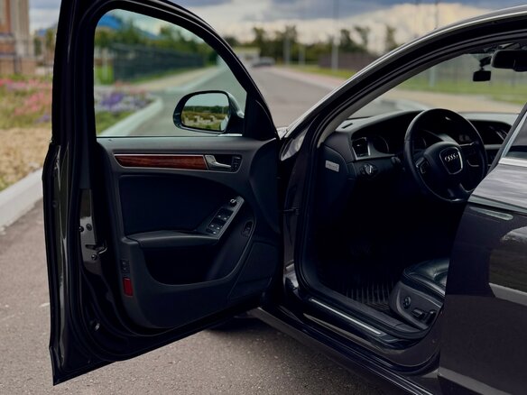 2008 Audi A4 IV (B8), чёрный - вид 10