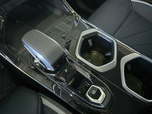 2025 Geely Atlas II, голубой, 3449990 рублей - вид 8