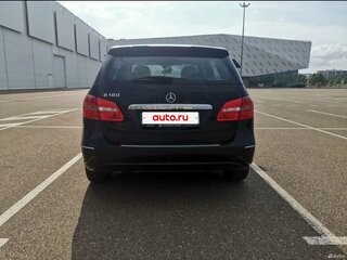 2013 Mercedes-Benz B-Класс 180 II (W246), чёрный, 1630000 рублей, вид 3