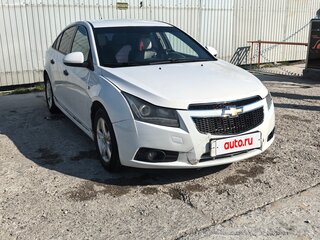 2010 Chevrolet Cruze I, белый, 300000 рублей, вид 4