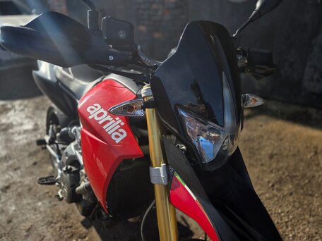 2009 Aprilia Dorsoduro 750, красный, 500000 рублей, вид 3