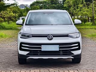 2024 Volkswagen Tharu XR, белый, 1730000 рублей, вид 2