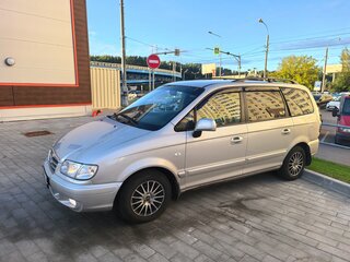 2005 Hyundai Trajet I Рестайлинг, серый, 500000 рублей, вид 4