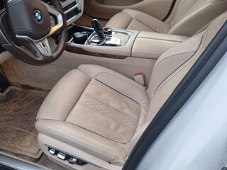 2016 BMW 7 серии 750i xDrive VI (G11/G12), белый, 3400000 рублей, вид 5