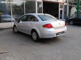 2011 Fiat Linea, серебристый, 250000 рублей, вид 2