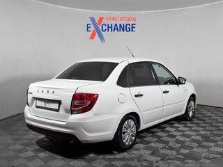 2021 Lada (ВАЗ) Granta I Рестайлинг, белый, 520000 рублей, вид 5