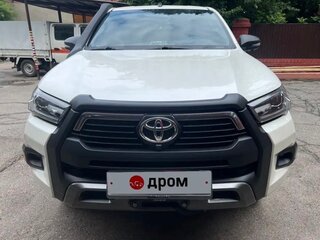 2022 Toyota Hilux VIII Рестайлинг 2, белый, 6500000 рублей, вид 1