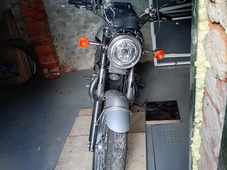 2010 Triumph Bonneville T100, серебристый, 500000 рублей, вид 3