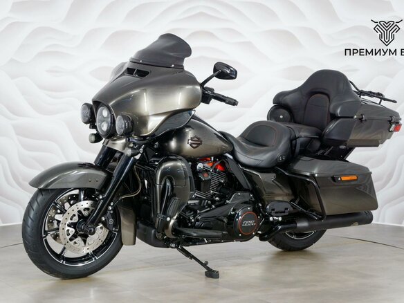 2018 Harley-Davidson CVO Limited, чёрный, 2485000 рублей - вид 2