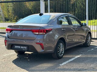 2018 Kia Rio IV, коричневый, 1419000 рублей, вид 4