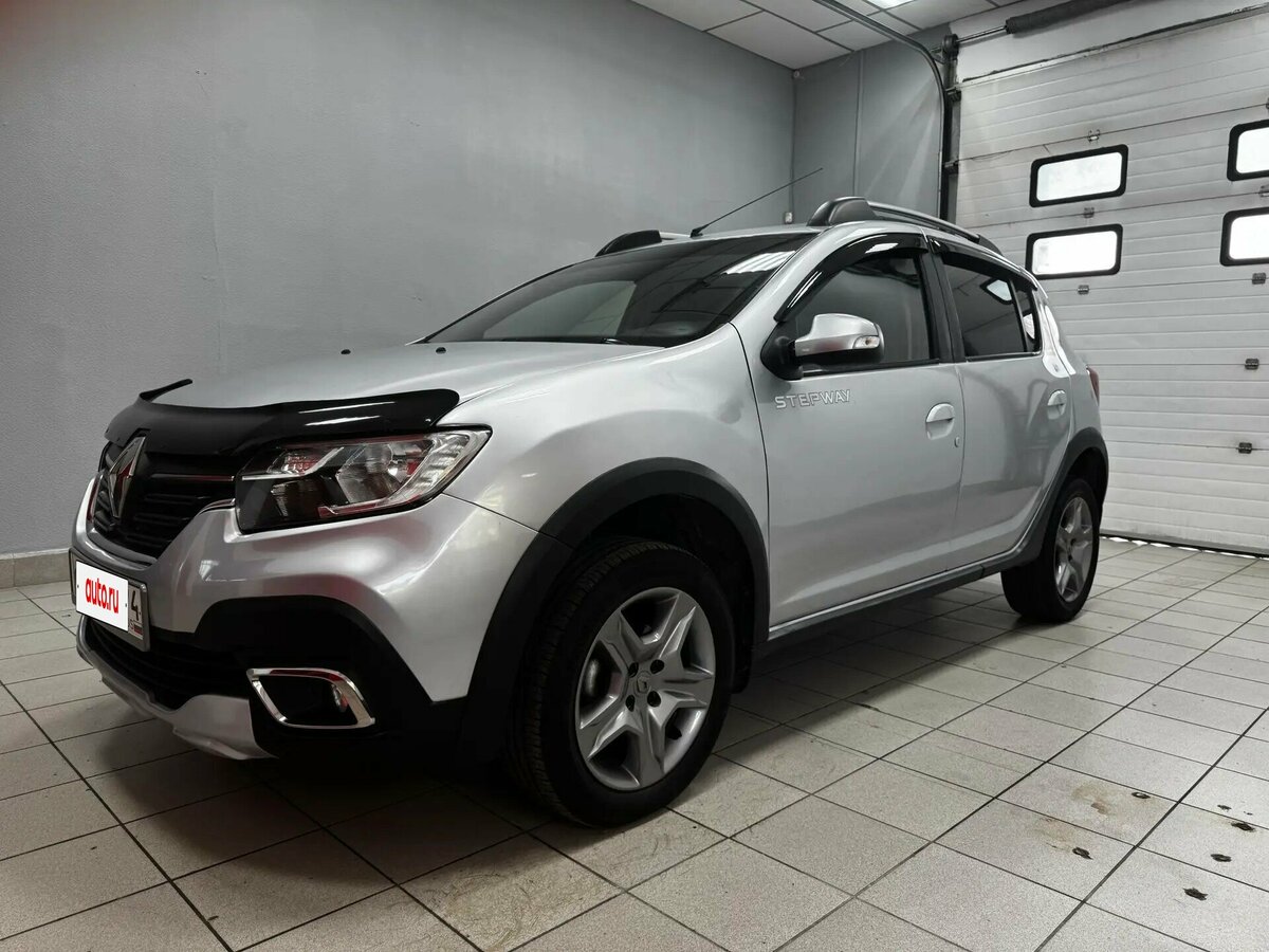 Открыть фотографии: Renault Sandero II Рестайлинг