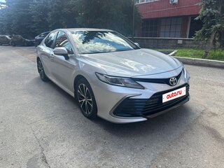 2022 Toyota Camry VIII (XV70) Рестайлинг, серый, 3450000 рублей, вид 2