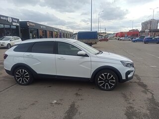 2024 Lada (ВАЗ) Vesta SW Cross I Рестайлинг (NG), белый, 1250000 рублей, вид 3
