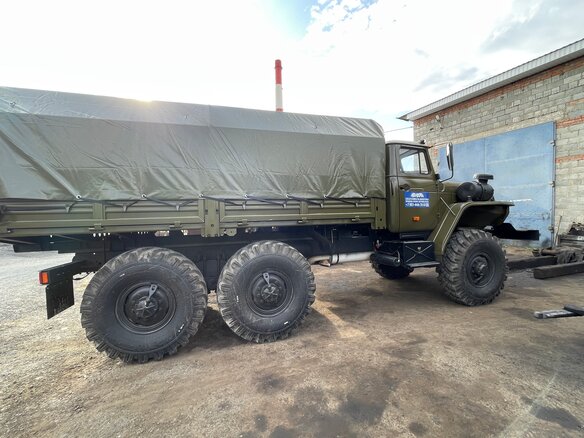 2005 Урал 4320, зелёный - вид 5
