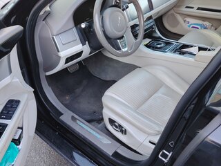 2019 Jaguar XF II, чёрный, 2950000 рублей, вид 3