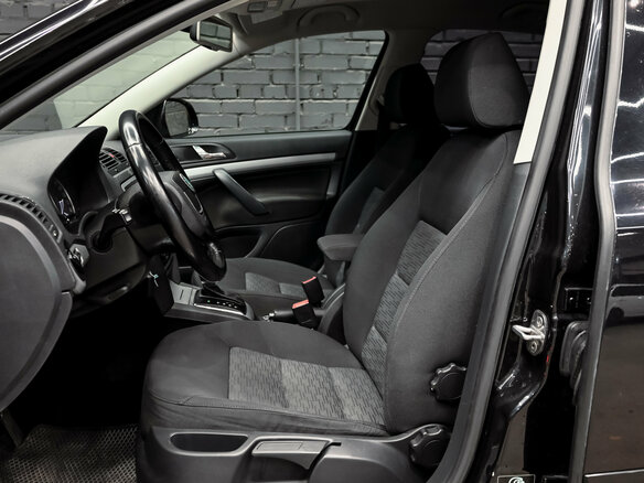 2012 Skoda Octavia DSG7 II (A5) Рестайлинг, чёрный - вид 10