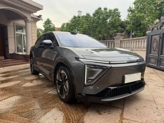 2023 HiPhi Y 115 kWh, серый, 5800000 рублей, вид 3