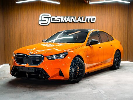 BMW M5 VII (G90)